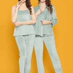 Clovia Green Plain Top Pyjamas Set With Shrug-image-9