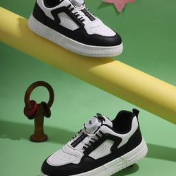 TRUFFLE COLLECTION Colour Blocked With Rotating Button Closure Sneakers - Black-picture-37