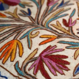 Swadeh Multicolor Wool Woven Saffron Haze Bedside Rug image 3