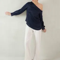 FEMMELLA Navy Blue Regular Fit Solid Top image 4