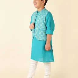 Fabindia Kids Blue & White Printed Full Sleeves Kurta, Jacket with Pyjamas image 3