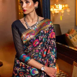 Odette Black Printed Saree With Unstitched Blouse image 3