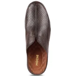 Mochi Men's Brown Mule Shoes image 3