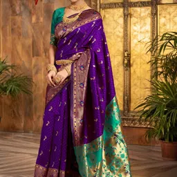 Kalista Ethnic Motifs Zari Silk Blend Handloom Paithani Saree image 3