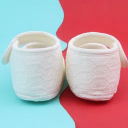 NESKA MODA Girls Flower Applique Cotton Velcro Closing Booties image 4