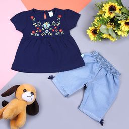 V-Mart Girls Printed Top with Capris-picture-36