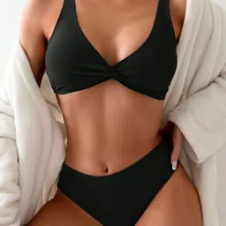 Russian Twist-Front Bralette Bikini Set-picture-10