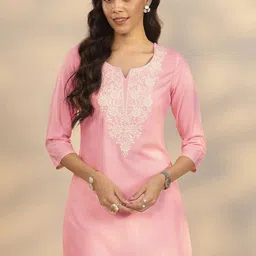 Libas Floral Yoke Design Embroidered Thread Work Thread Work Kurti-picture-19