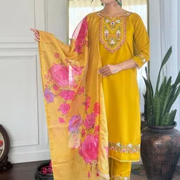 JAPNAAM Women Floral Embroidered Regular Thread Work Chanderi Silk Kurta with Trousers & With Dupatta-picture-39