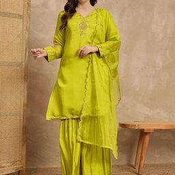 all about you Floral Embroidered V-Neck Sequinned Straight Kurta With Sharara & Dupatta-picture-48
