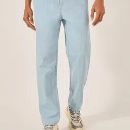 Styli Men Relaxed Fit Light Fade Jogger Jeans-image-8