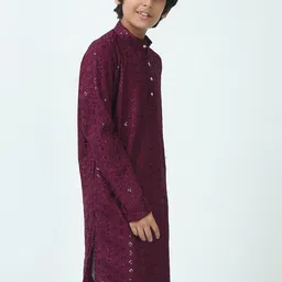 CHILINS Boys Geometric Embroidered Band Collar Sequinned Straight Kurta & Trousers image 5