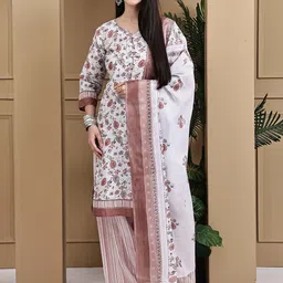 Rajnandini Women Floral Printed V-Neck Straight Kurta with Trousers & Dupatta-image-80