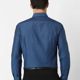 Van Heusen Men Slim Fit Spread Collar Micro Ditsy Printed Cotton Formal Shirt image 5