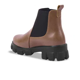 Stylestry Women Block Heeled Slip On Winter Boots image 2