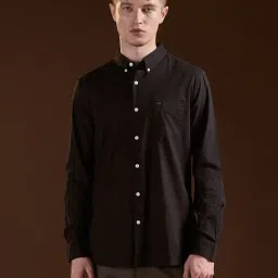The Bear House Black Slim Fit Solid Shirt-image-39