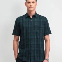 Arrow Sport Green Regular Fit Checks Shirt image 4