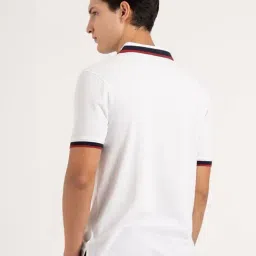 Red Tape White Regular Fit T-shirt image 4