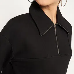 madame Black Solid Top Zip Closure Sweatshirt image 4
