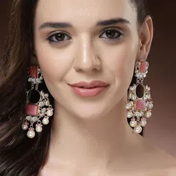 KARATCART Gold Plated Kundan Studded Contemporary Drop Earrings image 2