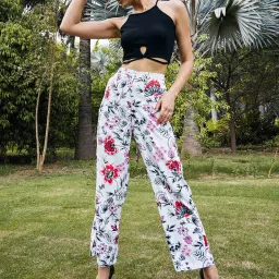 KASSUALLY White Floral Print High Rise Palazzos image 4