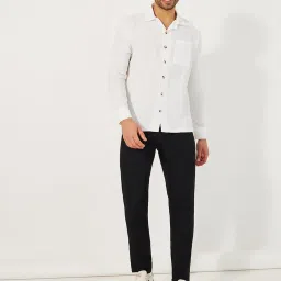 Styli Black Slim Fit Lightly Washed Jeans image 4