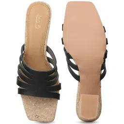 Inc.5 Women's Black Casual Sandals image 4