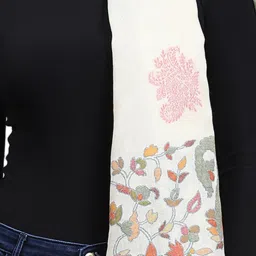 Monte Carlo Off White Printed Shawl image 4