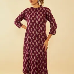 Soch Wine Rayon Foil Printed Mandarin Collar Panelled Kurta image 4