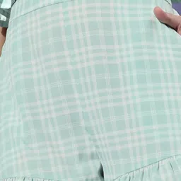 KASSUALLY Green Checks Shorts image 4