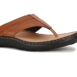 Hush Puppies by Bata Men's Tan Thong Sandals image 4