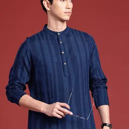 Anouk Men Polka Dot Printed Pure Cotton Kurta image 2