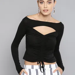 Veni Vidi Vici Women Black Solid Fitted Crop Top-picture-14