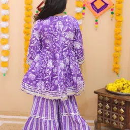 Vastrarth Girls Floral Printed Regular Gotta Patti Pure Cotton Kurti with Sharara image 2