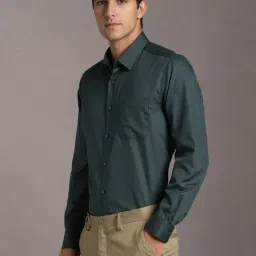 Louis Philippe Green Cotton Regular Fit Shirt image 3