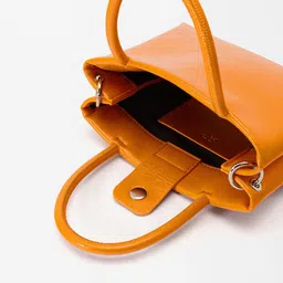 PARFOIS Structured Handheld Bag image 3