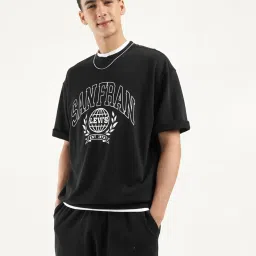 Levi's Black Cotton Regular Fit Printed Sweatshirt image 4