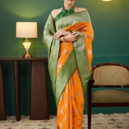 Satrani Green Silk Blend Woven Saree With Unstitched Blouse image 4