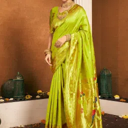 Satrani Green Silk Woven Saree With Unstitched Blouse image 4