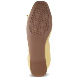 Tresmode Women's Yellow Flat Ballets image 4