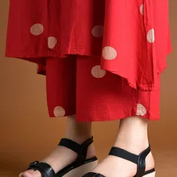 Shoetopia Wedge Sandals with Buckles image 4