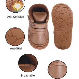 KATS Bear Patch Detailed Anti Skid LED Musical Shoes - Tan image 4