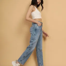 Wrangler Light Blue Straight Fit High Rise Jeans image 4