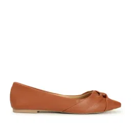 Carlton London Women's Tan Casual Pumps image 2