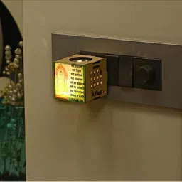 Somil Electric Wooden Kapoor Dani ,Aroma Oil with Jain Lord Mahavir & Namokar Mantra image 3