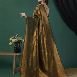 HI FI NX Ethnic Motifs Zari Pure Silk Kanjeevaram Saree image 5