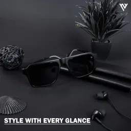 Voyage Black Wayfarer Polarised and UV Protected Lens Unisex Sunglasses image 4