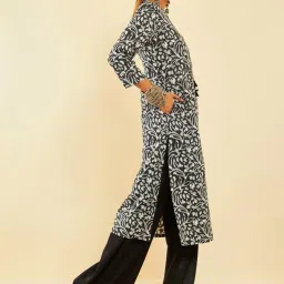 Soch Womens Black Viscose Batik Printed Straight Kurta With Tassels image 4
