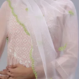 W White Embroidered Dupatta image 4