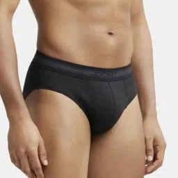 Jockey 1010 Men's Super Combed Cotton Solid Brief with Stay Fresh Properties image 3
